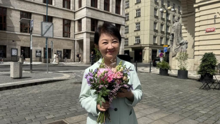 盧秀燕訪捷克國會與布拉格市府　交流民主和城市治理