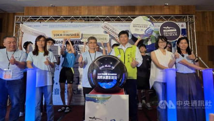 國際泳渡澎湖灣  13日起2550位選手下場挑戰