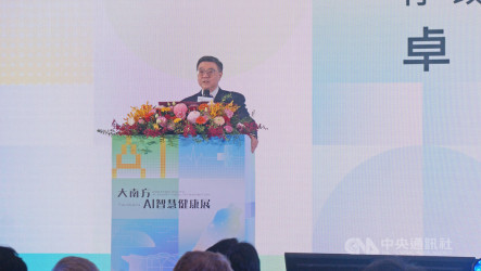 面對超高齡社會　卓榮泰：AI導入醫療照護體系補足量能