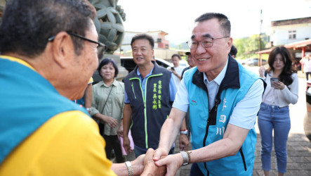 蘇巧慧設線上捐款平台　李四川喊推濱海單車行人道