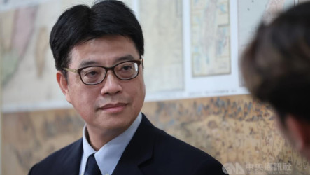 邀台青落地招待赴中山論壇　邱垂正：明顯有統戰嫌疑