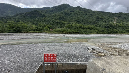 萬里溪堰塞湖解除黃色警戒  溢流前24小時示警