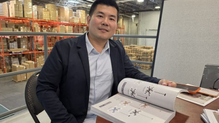 兩個貨架開始創業  加拿大燈具大廠Matteo榮獲金舶獎