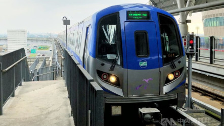 颱風巴威遠離　機捷正常營運恢復預辦登機服務
