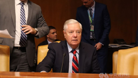 美重量級議員葛蘭姆辭世　享壽71歲