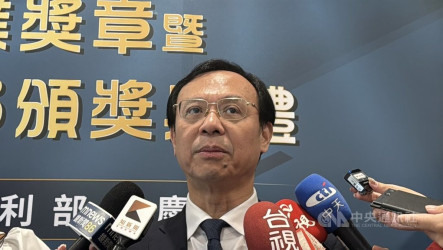 藍營青年絕食抗議  石崇良：食安不應過度政治化