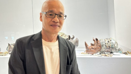 陳金旺用花蓮沉積土塑陶藝作品　義賣所得捐助重建
