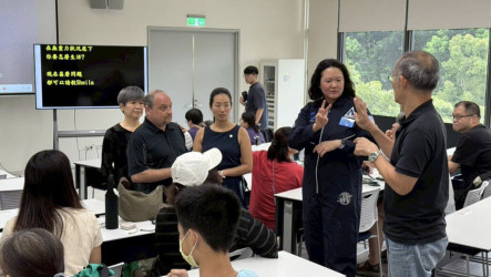 亞裔聽障飛行員徐志敏講座  激勵學生突破自我