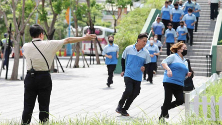 城鎮韌性演習台中登場　民眾依指揮進地下室避難