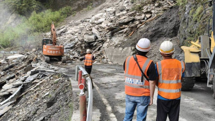 中橫公路華祿溪路段坍方交通受阻　預計下午4時搶通