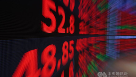 輝達漲逾8%激勵美股　法人：留意全球央行年會訊息