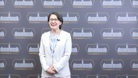 蕭美琴：打造可信賴主權AI　加速智慧機器人應用