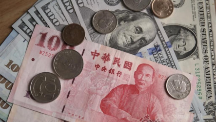 股匯齊跌　新台幣收31.548元終止連4升