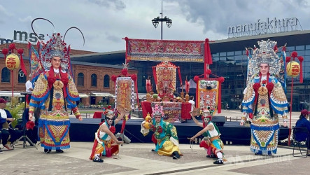 台灣廟口文化登波蘭洛茲  藝陣神將市集大受歡迎