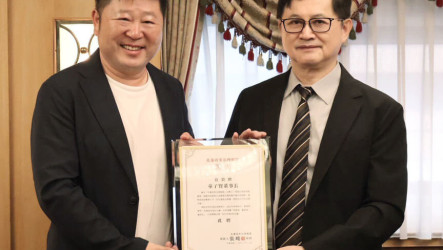 張峻邀童子賢助改革、魏嘉賢開箱未來基地　游淑貞提長照政策