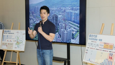 蔣萬安視察文山木柵段公辦都更案　分享幸福住宅