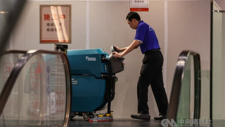 主計總處：113年約126萬人落入OECD低薪標準