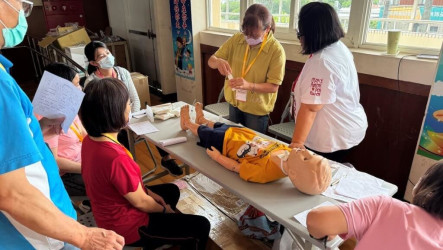 特殊醫療照顧兒童就學計畫　215學校人員參訓