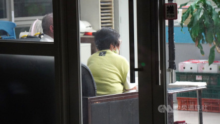 彰縣議會餐敘涉賄選　謝典霖謝新隆遭法院裁定羈押