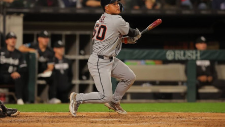李灝宇單場4安敲追平2分砲　MLB單季10轟創台將紀錄