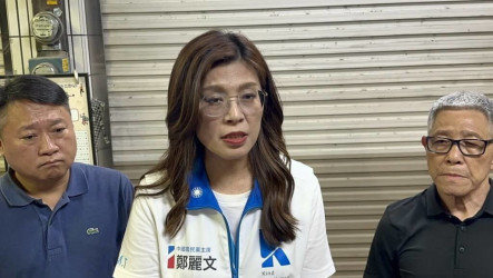 探視謝典霖母親鄭汝芬　鄭麗文：留給選舉公平空間