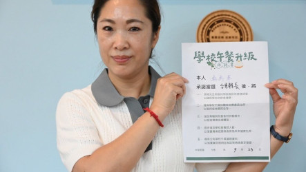 教師節拚教育政見　陳瑩縮小城鄉差距、吳秀華推優質文教
