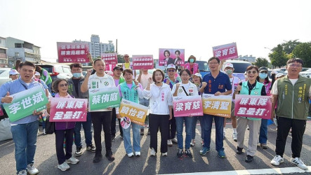中秋掃街周春米建國市場問候攤商　蘇清泉恆春關注國旅