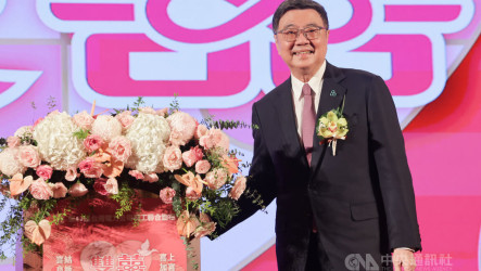 國民黨團提普發現金2萬元　卓榮泰：盼兼顧3原則
