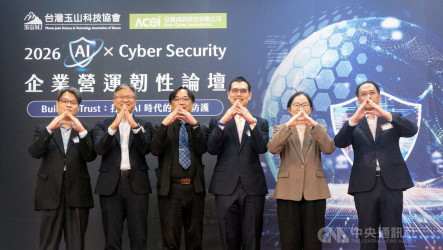 侯宜秀：企業導入AI非單純IT專案　應走向軸輻式運作