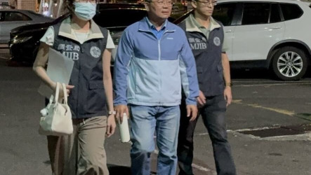 新北議員黃永昌涉送關廟麵賄選遭聲押禁見　妻兒交保