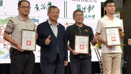 南投縣府攜手3企業　公私合力維護道路整潔