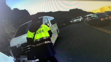 合歡山水晶宮路段逆向、併排停車　南投警加強取締