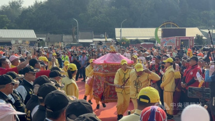 麥寮王船文化祭　拱天宮、拱範宮媽祖贊境賜福