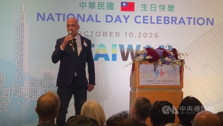 溫哥華市長換人做  友台政治人物費必得當選