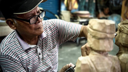 以木雕傳承復興卑南文化　哈古獲國家工藝成就獎
