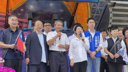 藍中市議員競總成立安排有獎徵答  盧秀燕當場制止送禮