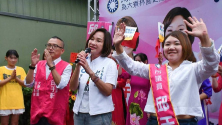 民眾指神明預言「高雄出女市長」　柯志恩驚喜當鼓勵