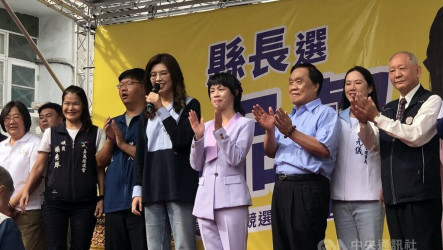 吳品叡競總成立藍白主席站台　蔡易餘出席5議員競總成立大會