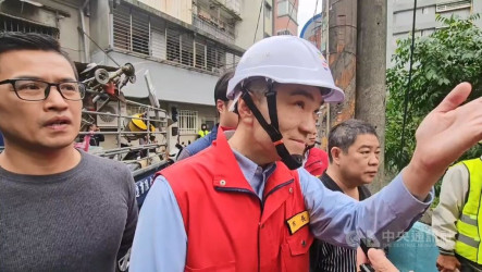 勘災被問洋流外溢基隆  謝國樑指吊掛鐵皮：以這個優先