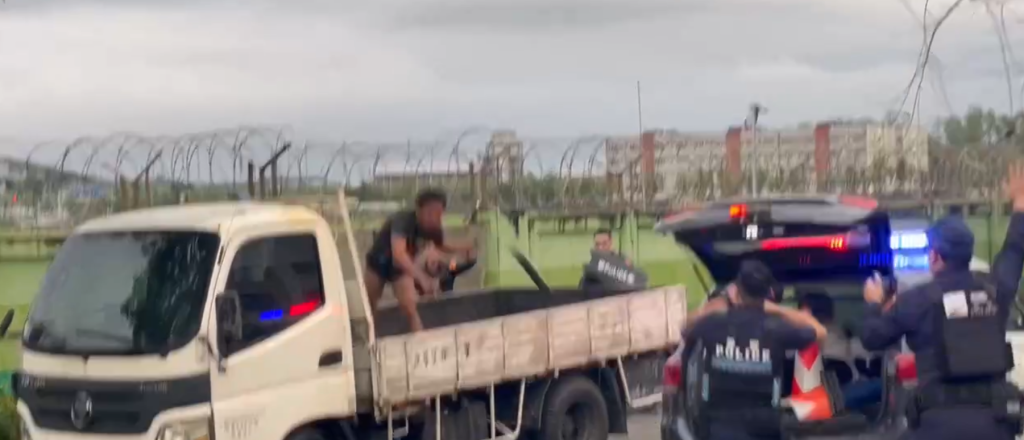 瘋狂行徑曝光！花蓮泰籍移工持刀打劫攻擊　4名警員3民眾受傷
