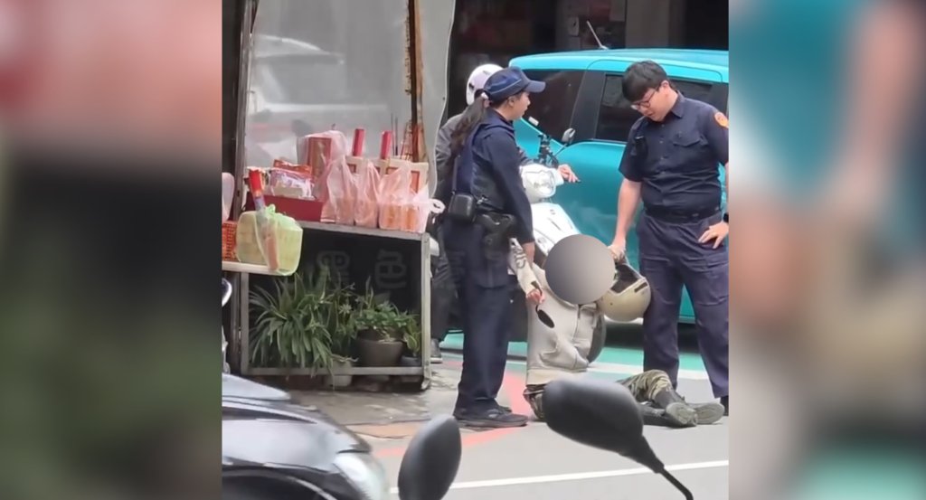 騎註銷車牌機車遭攔！新竹女失控咆哮拒檢遭警管束扣車