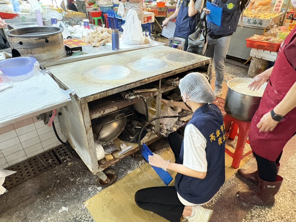 快訊／正義市場疑春捲中毒「人數翻倍」！134人緊急送醫