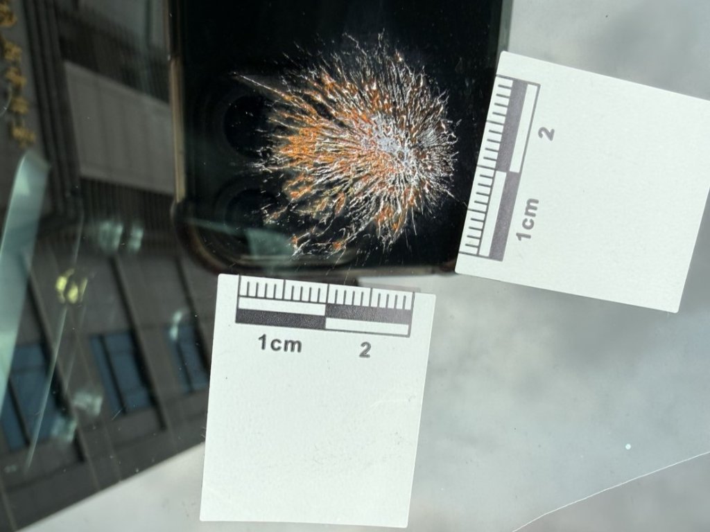 像極了「彈孔」！北市女愛車驚見不明放射痕　警出動刑事鑑識結果是…