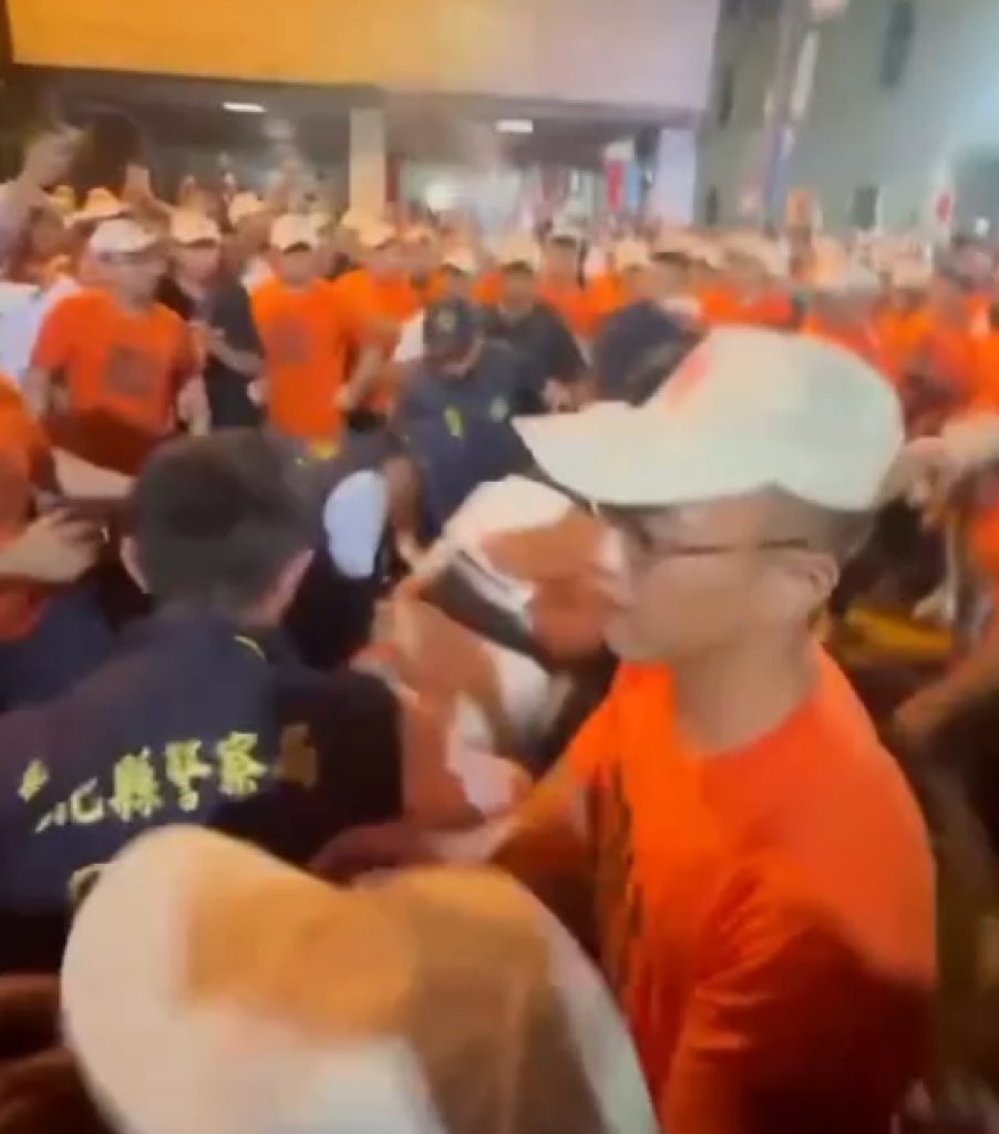 大甲盃格鬥賽開打彰化3警受傷偵查隊長鼻樑被打斷！　警逮人嚴辦