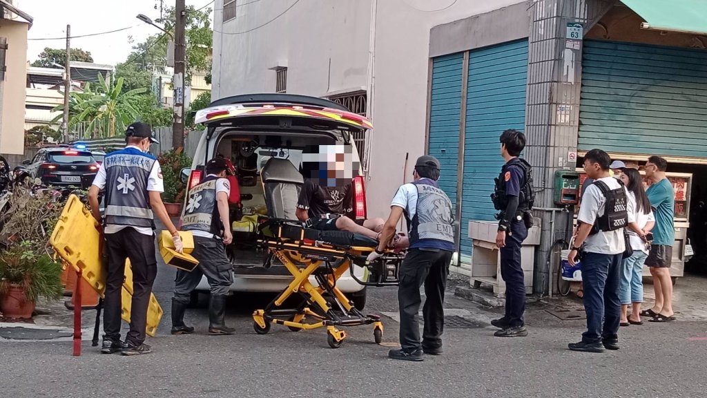 快訊／高雄失聯移工狂逃！沒拉煞車「撞柱」民宅受損　人摔慘送醫