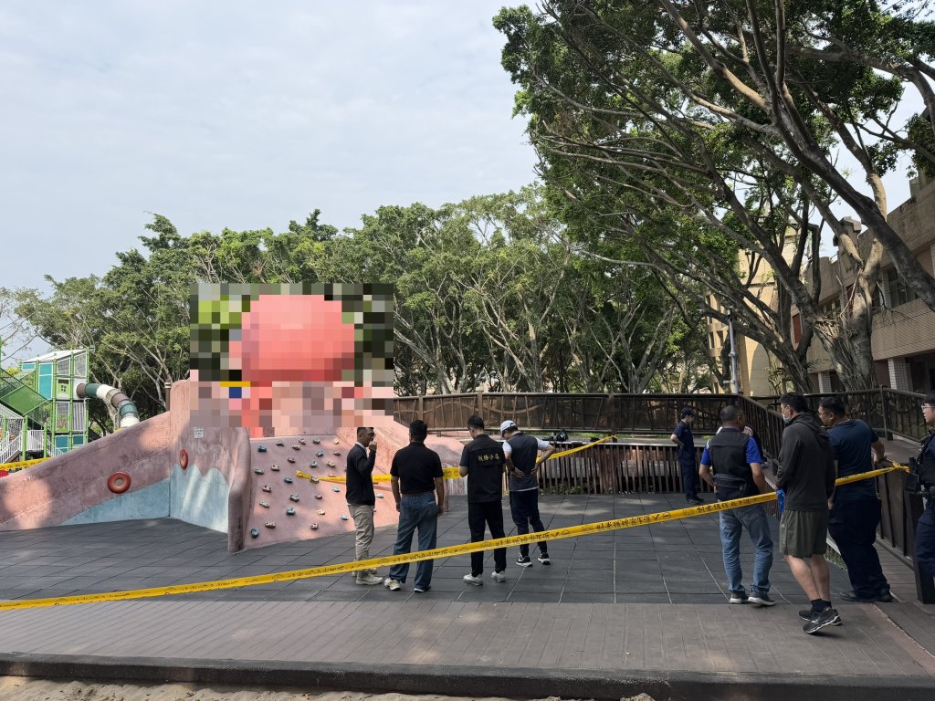 板橋男頸腹中刀　陳屍溪北公園溜滑梯