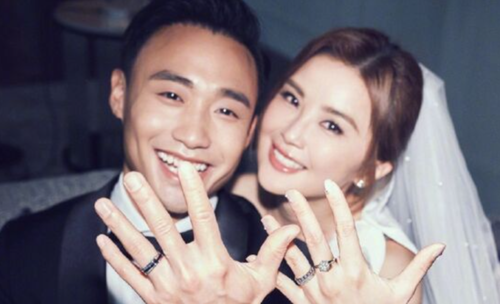 阿Sa閃婚！認愛3個月嫁小10歲健身教練　交往不到1年