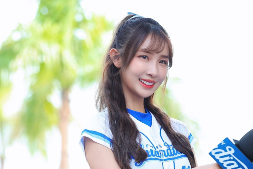 啦啦女神蓁蓁抱股逾10年報酬飆330％　「無腦買」心法